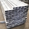 Geanodiseerde de Uitdrijvingsprofielen van het Oppervlaktealuminium 6063 6061 Profielen van het Douane Industriële Aluminium leverancier